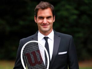 Critics Say Federer's Return is Selfish and Short-Sighted,As Federer's Return Sparks Debate Over Age and Legacy in Tennis"