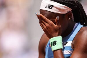 Roger Federer secret message to coco Gauff:Don't be too sad Coco 😔 It's okay, you cannot always win. You played a great tournament with another Grand Slam semifinal! Keep your head up Coco, we are so proud of you and we always support you no matter win or defeat 🙌❤️