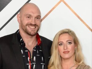 Tyson Fury Shocks Fans as Wife Paris Diagnosed with Ovarian Dysfunction Syndrome – A Deep Dive into the Impact on the Fury Family