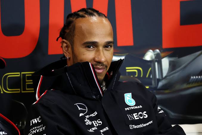 Breaking news Lewis Hamilton set a surprise pace as Mercedes finished first and second on an unexpected opening day of track action in Formula 1 2024 ahead of the Bahrain GP, with Red Bull’s Max Verstappen only sixth quickest.