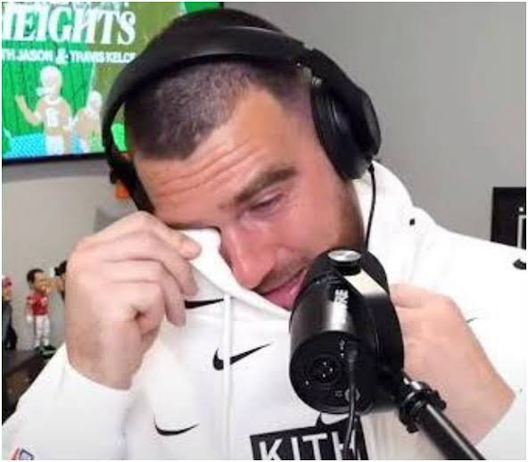 Emotional rollercoaster Travis kelce In tears as he sends three abuses to Girlfriend  delete all Taylor Swift pictures on his social media account Calling her a dog after her message with secret lover surface